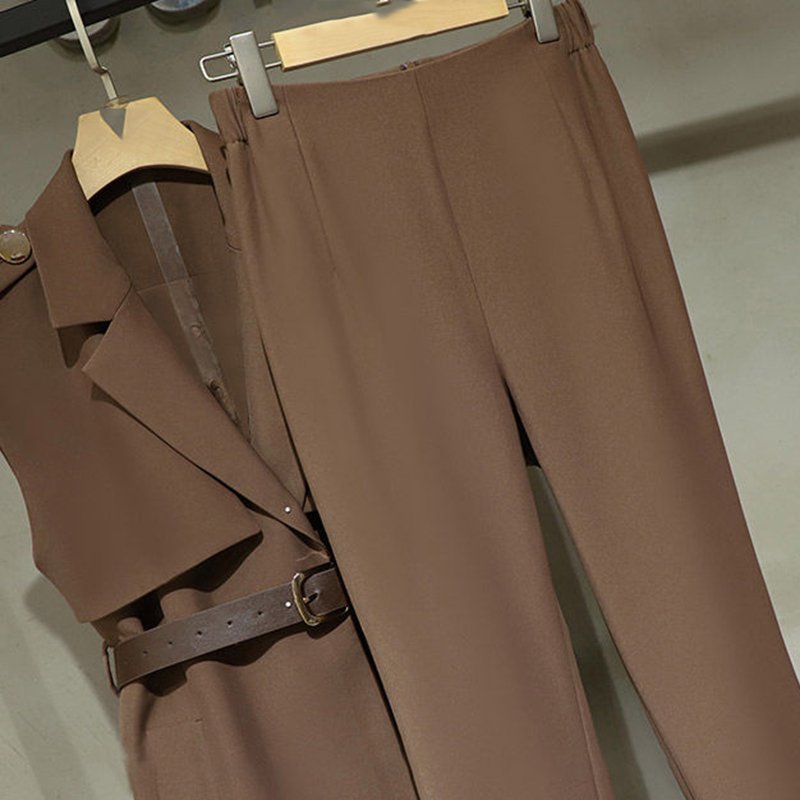 TWOTWINSTYLE Lapel Collar Sleeveless Top With High Waist Loose Straight Leg Pants Women Suit Set