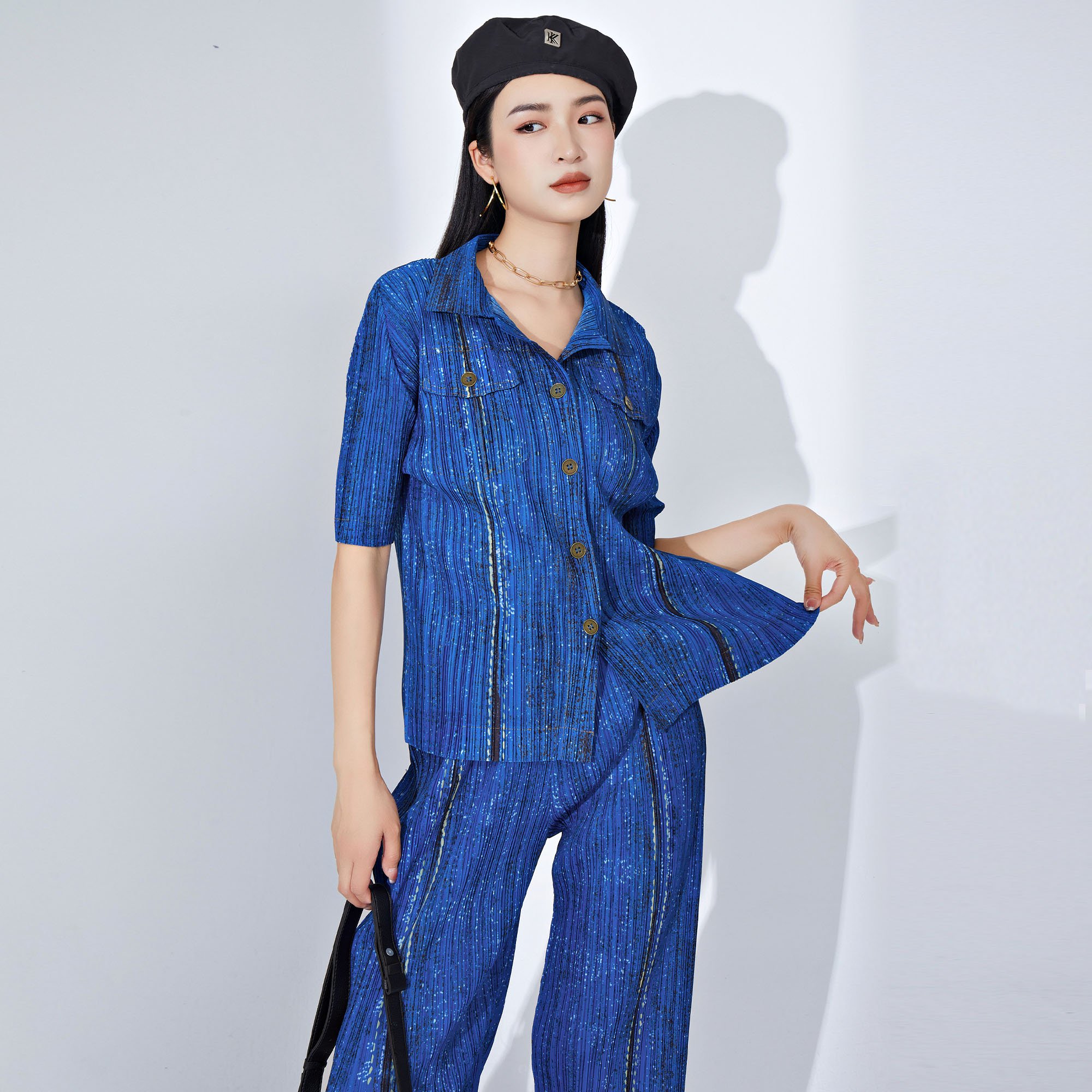 Women's Denim Style Pleated Set Fashionable 2-Piece Outfit with Single-Breasted Short-Sleeve Cardigan Top and Pleated Long Pants