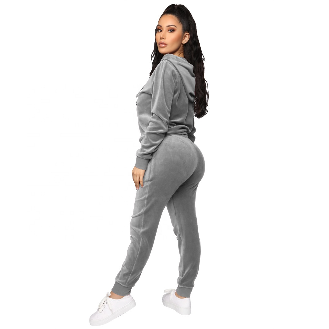 Velvet Tracksuit For Women Custom Logo Velour Sweat Suit Women Plain Tracksuit jogging Suit Velvet Set