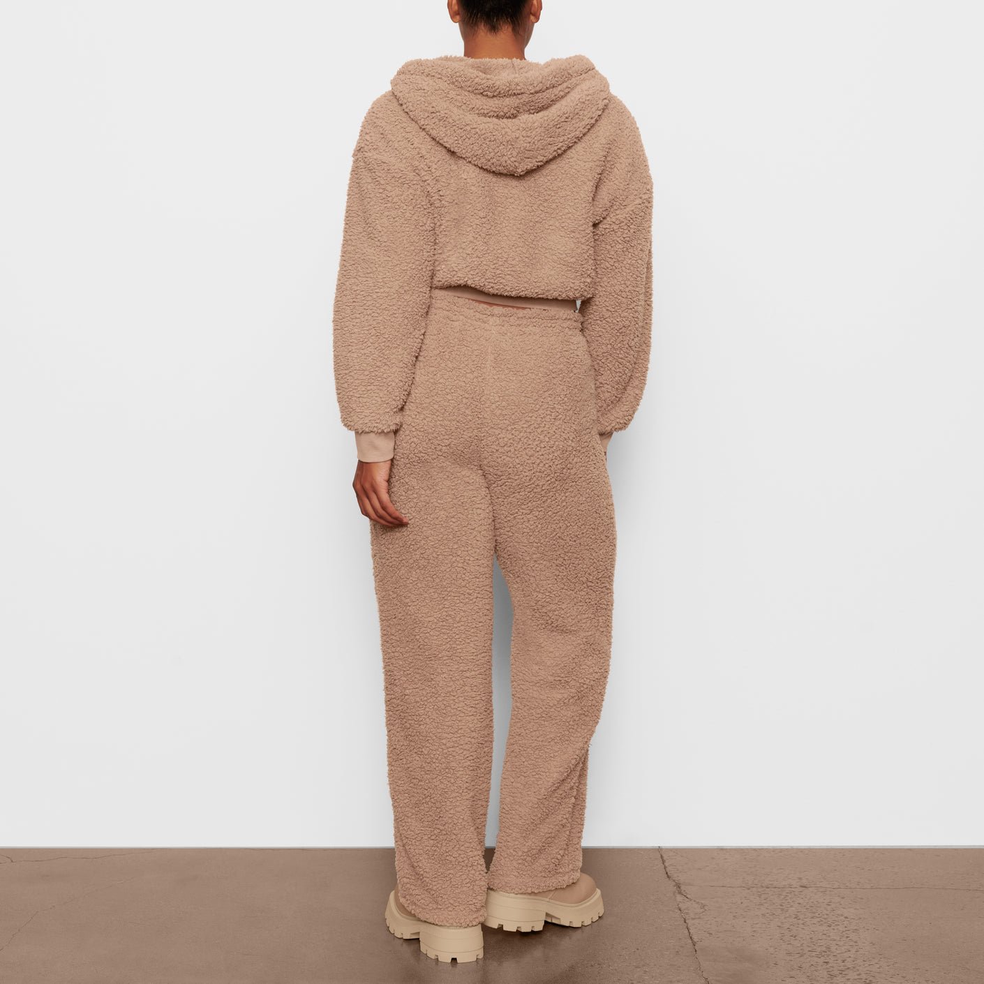 Wholesale Custom Loose Home Casual Fleece Soft Plus Size Fluffy Knitted Two Piece Women Skims Lounge Wear Hoodie Sets