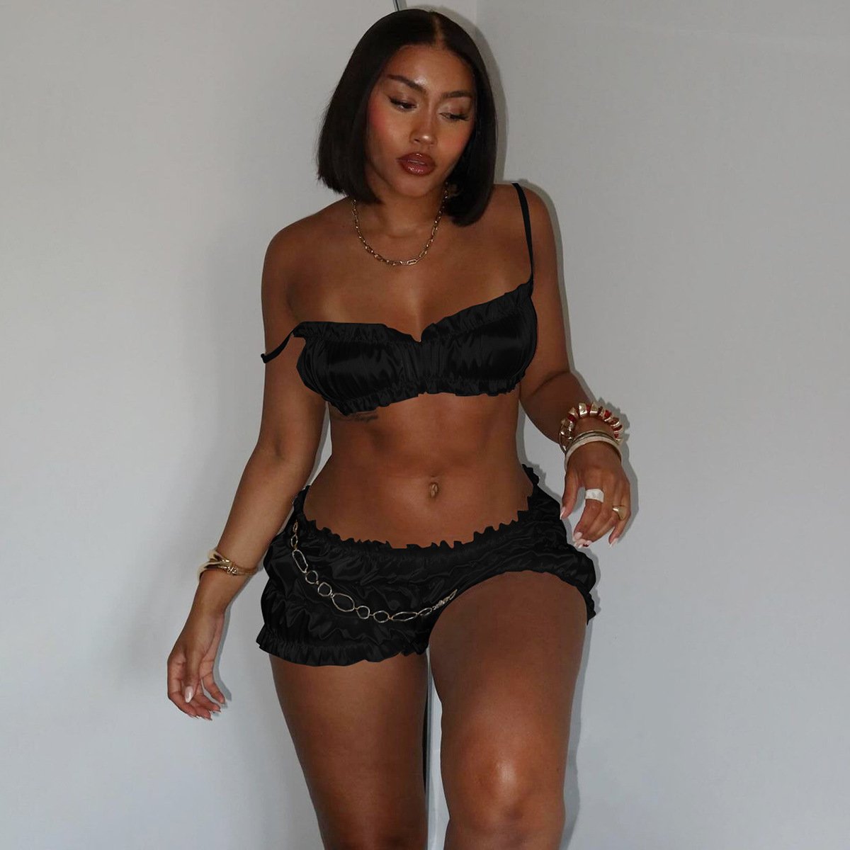 Peeqi S4516396A Summer new women's fashion suit two piece shorts set sexy halter top slim pleated shorts set women's outfit