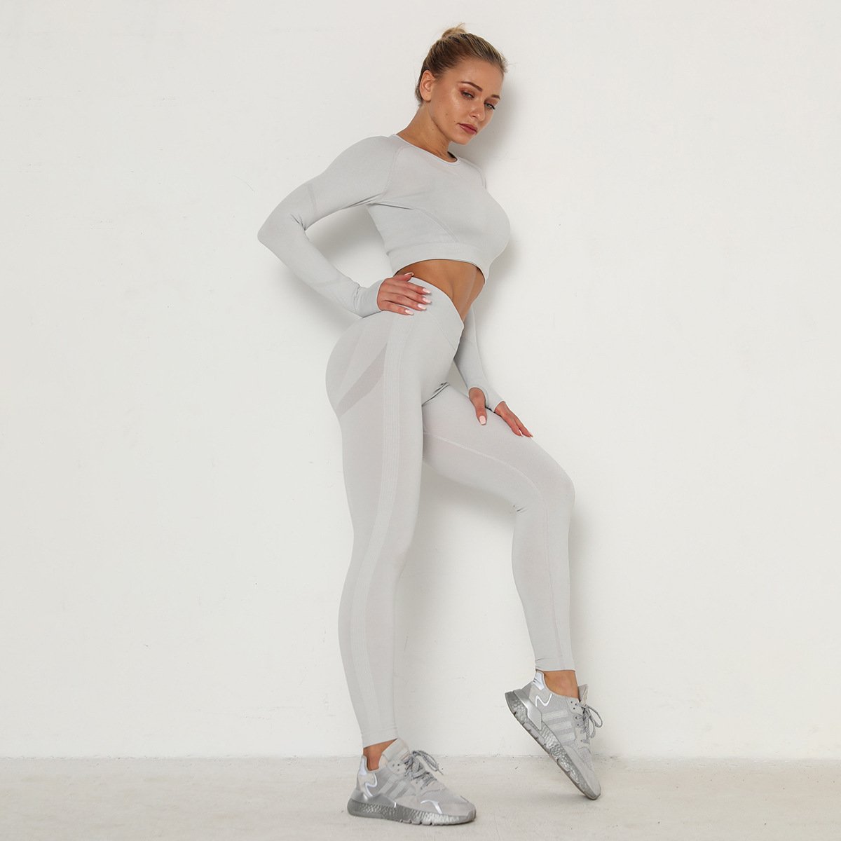Breathable Seamless wrinkle two piece set outdoor fitness high waist workout clothing sets slim tight long sleeve Yoga suit
