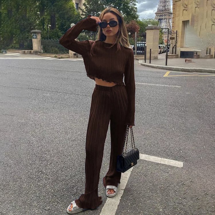 Fashionable Spring Fall Casual Streetwear Sets Soft Plisse Long Sleeve Crop Tops Wide Leg Pants 2 Piece Set Women