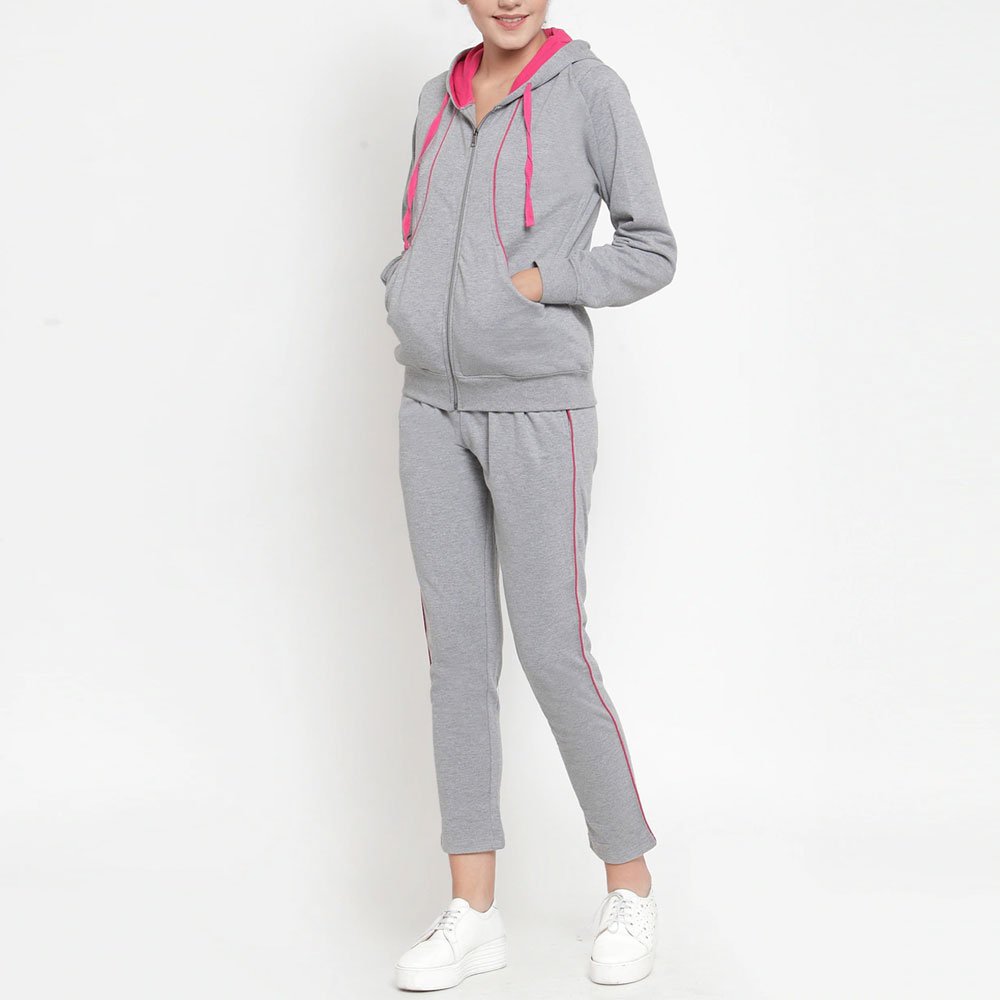 Trendy and durable women's tracksuit ideal for fitness routines or casual wear with a sleek design and perfect fit tracksuit.