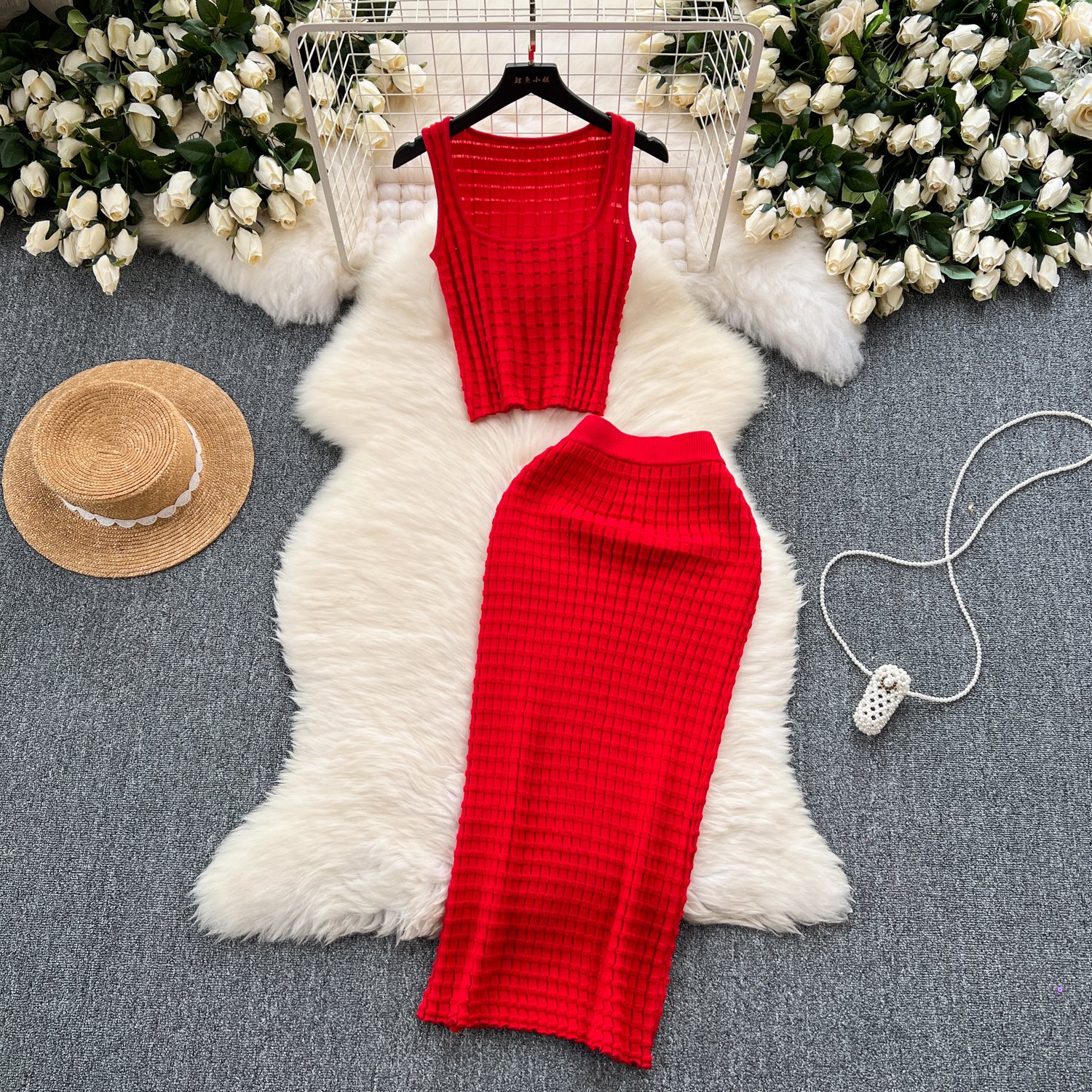 Custom Logo Wholesale 2024 Summer New Retro Short Tank Top Versatile High Waist Skirt Knitted Women's Set