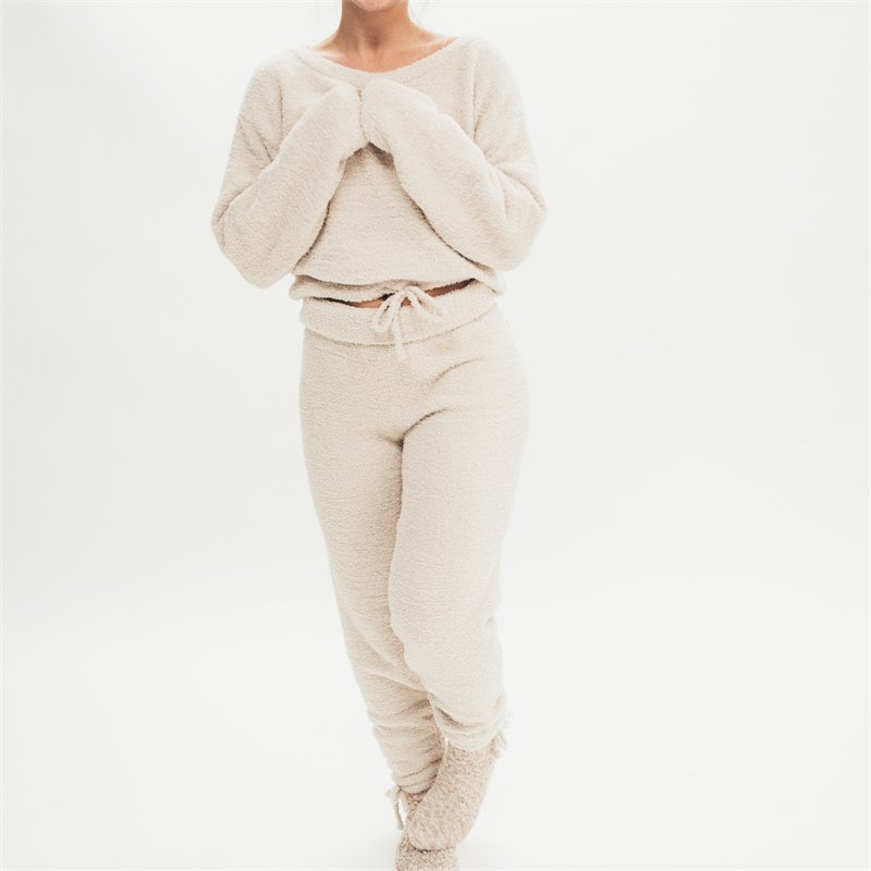 Newly High Quality Custom Logo Soft Plush Oversized Cotton Knitted Women Lounge Wear Fleece Casual Fluffy Sweater Sweatpants Set