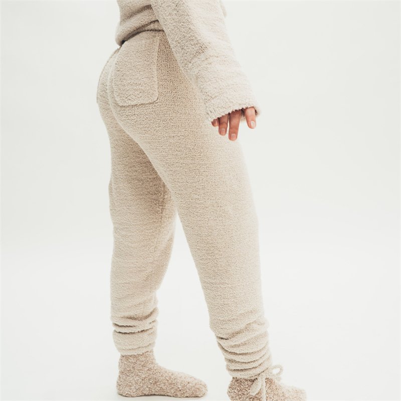 Newly High Quality Custom Logo Soft Plush Oversized Cotton Knitted Women Lounge Wear Fleece Casual Fluffy Sweater Sweatpants Set