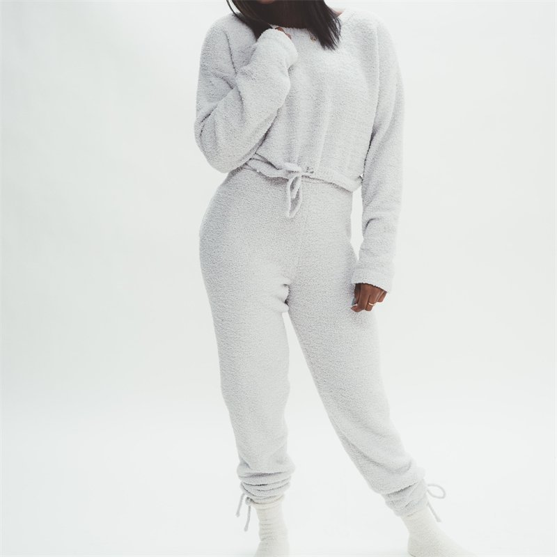Newly High Quality Custom Logo Soft Plush Oversized Cotton Knitted Women Lounge Wear Fleece Casual Fluffy Sweater Sweatpants Set