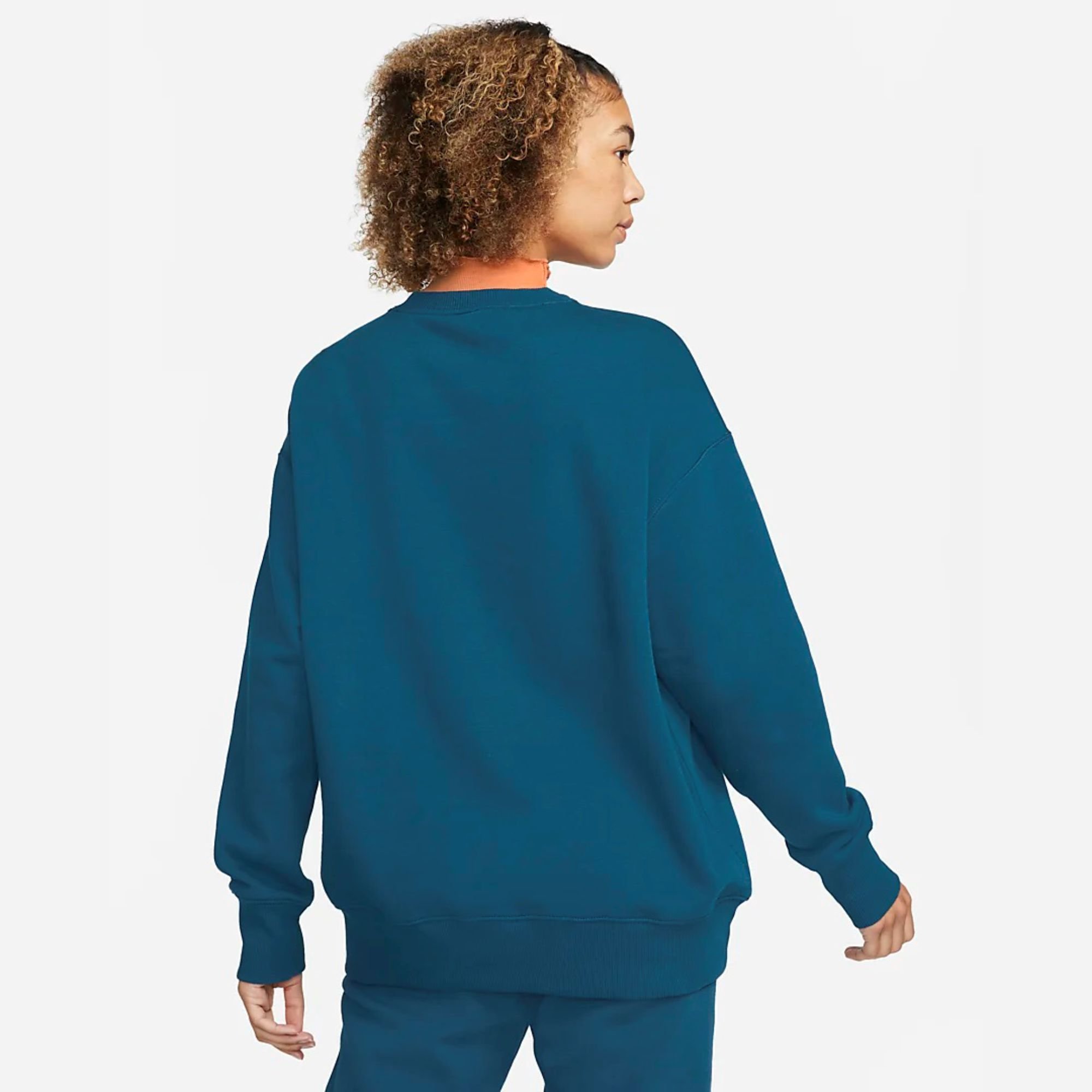 Loose Fit Ribbed Crewneck 80% Cotton 20% Recycled Polyester Fleece Ribbed Cuffs and Hem Chathams Blue Women Sweatshirt