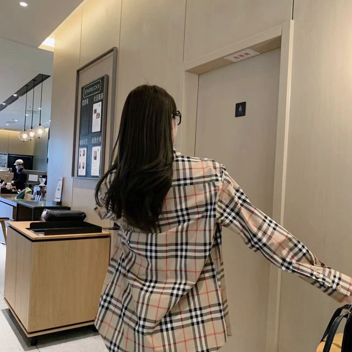 2024 Designer hot sale woman Clothes Famous Brands female Classic Loose Shirt lady Luxury Women's Set Wholesale