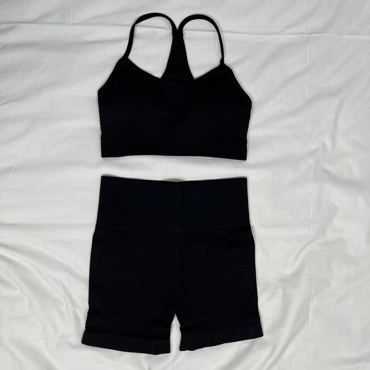 Hot Selling Thin Strap Women Tops Tight Running Shorts Yoga Fitness Set