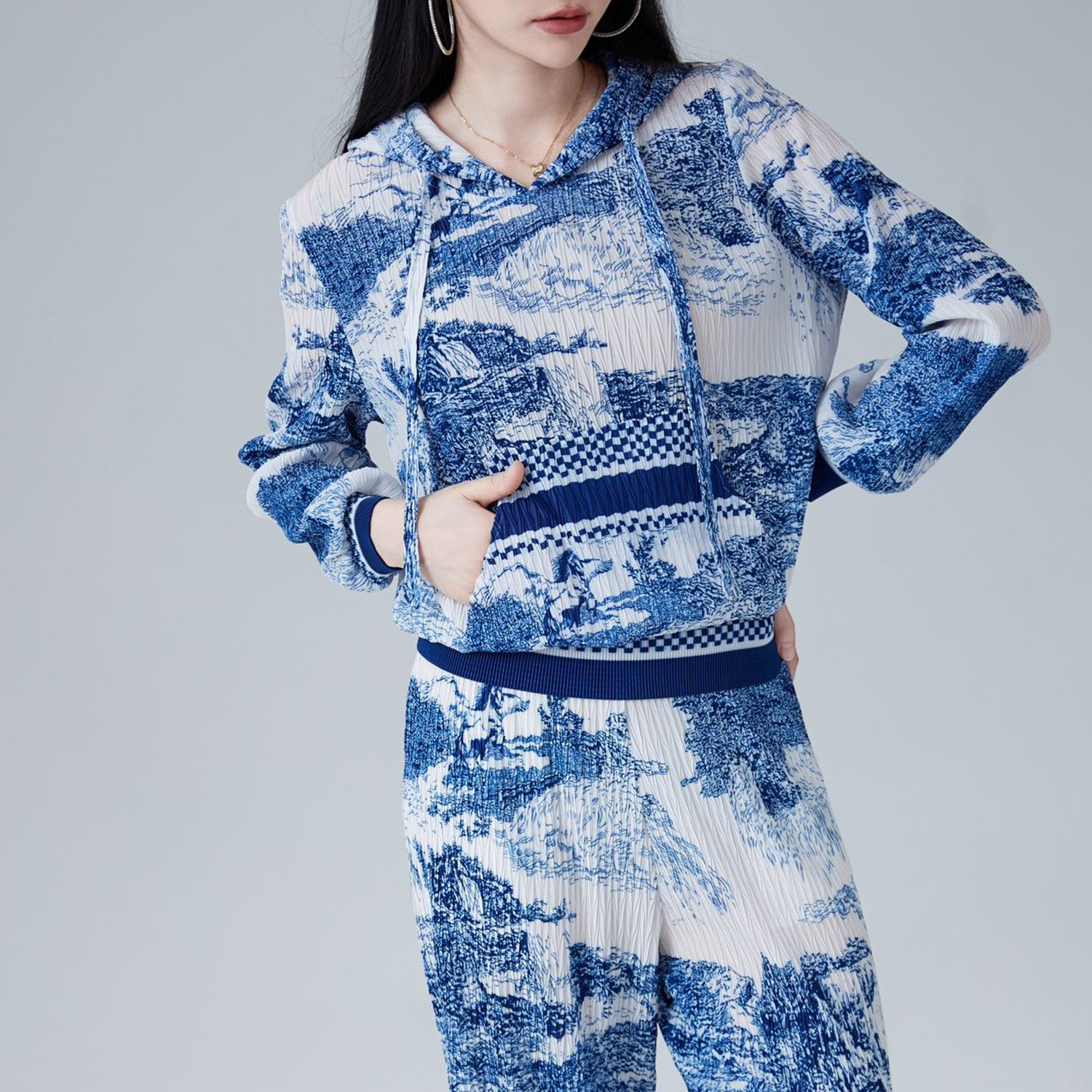 2024 Miyake High Quality Two-Piece Printed Polyester Pleated Clothing Suit Free Size Top Latest Design Women's Set