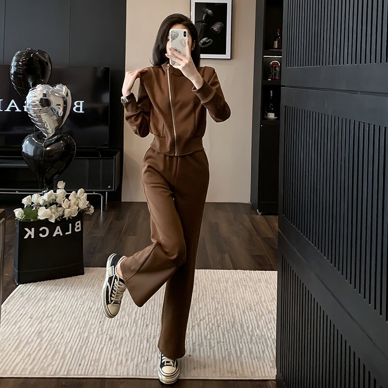 Fashion Two Piece Set for Women's Autumn New 2023 Simple and Fashionable Design Feeling Slim Top Loose Pants Small Sports Set