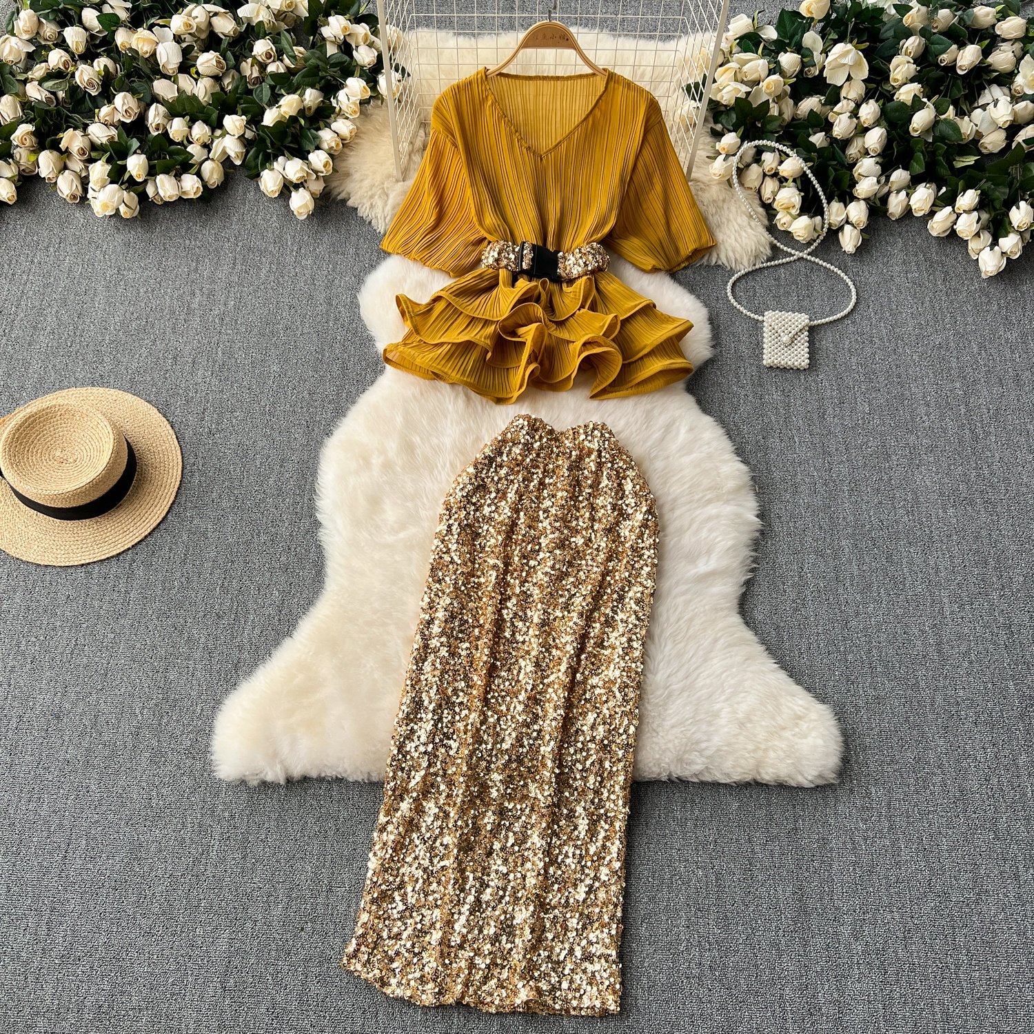 Women's Waist-Closing Ruffled Pleated Bubble Sleeve Top Sequin Skirt 2 Piece Set