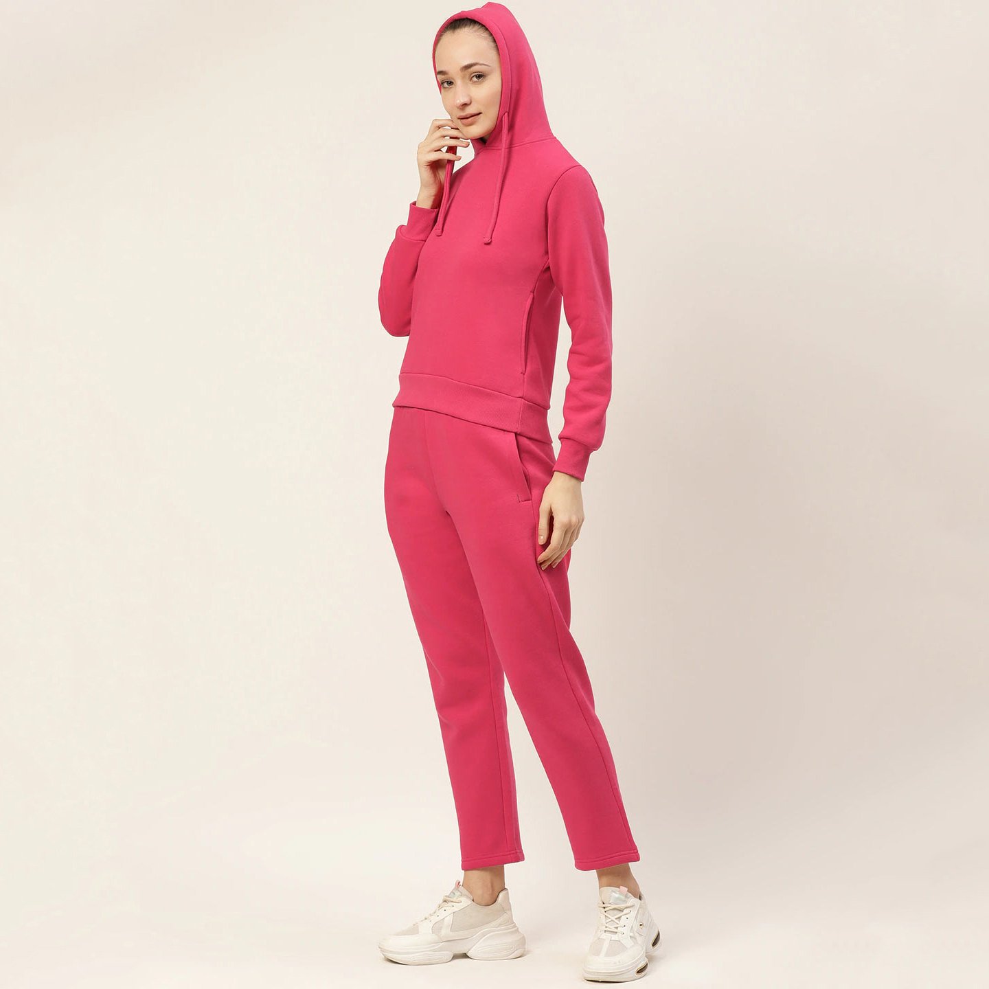 2024 Custom High-Quality Women's Tracksuit | Wholesale Casual Activewear | Stylish and Comfortable Gym Set