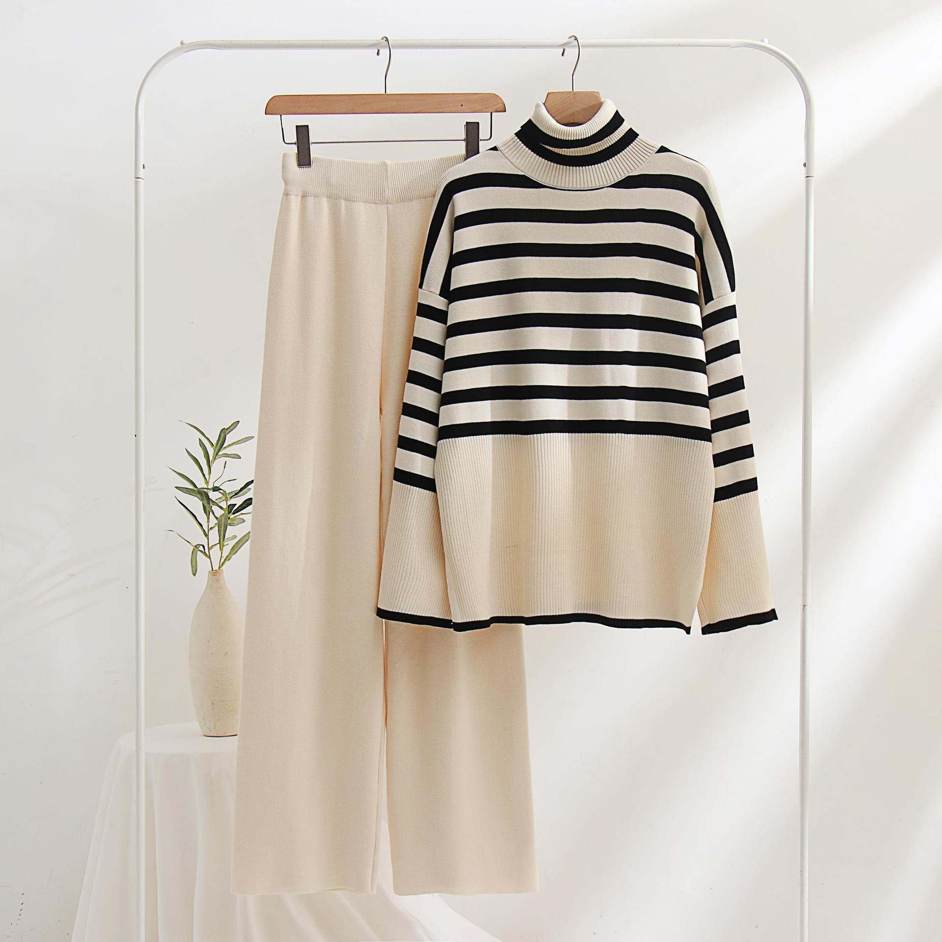 Striped minimalist knit two-piece set for women's autumn and winter high neck padded sweater pants loose thin casual two-piece s
