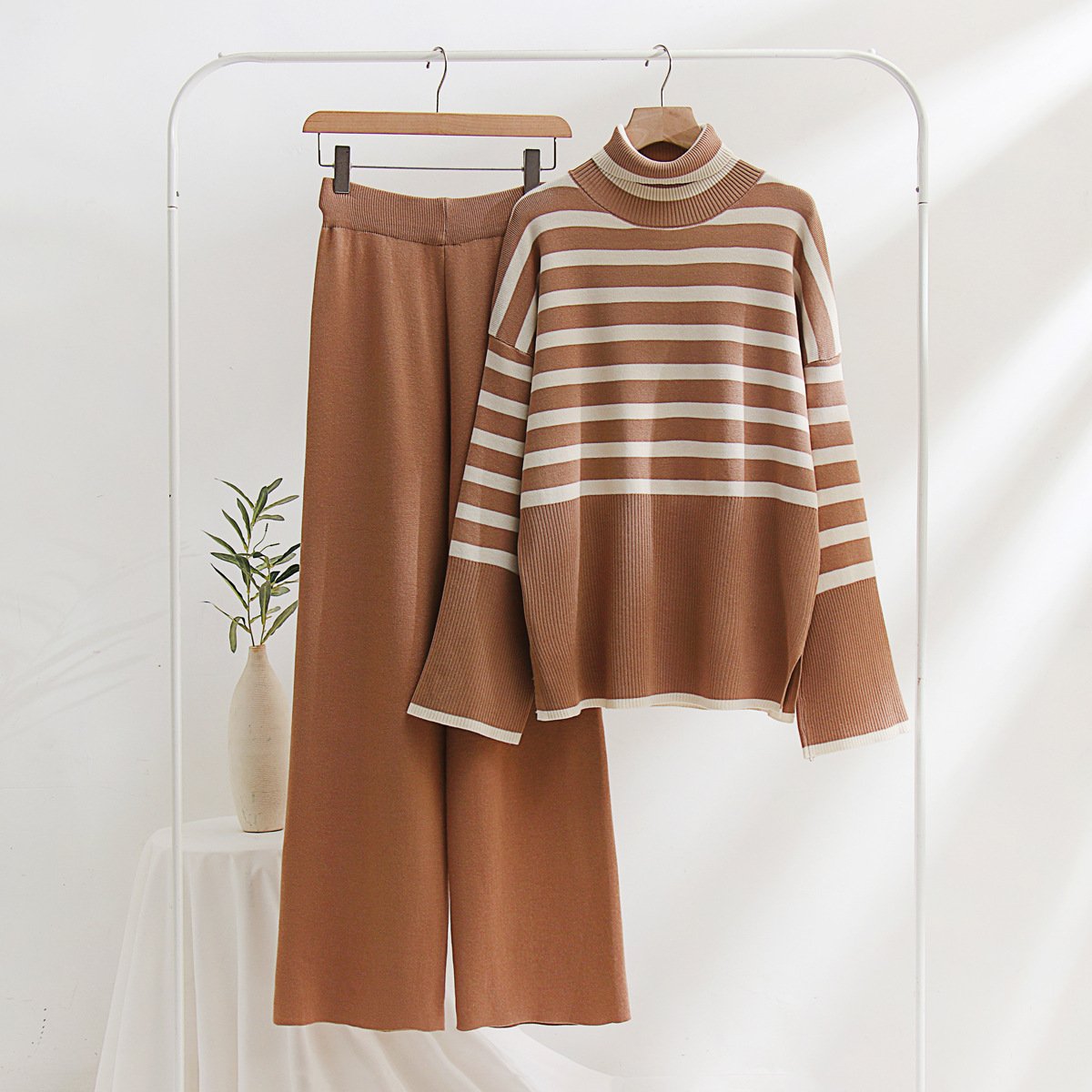 Striped minimalist knit two-piece set for women's autumn and winter high neck padded sweater pants loose thin casual two-piece s