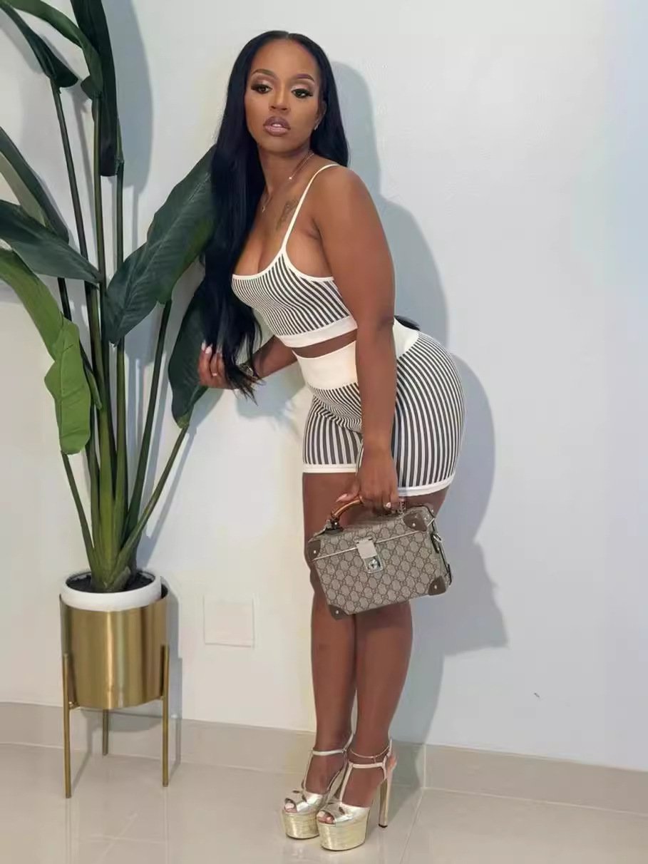Peeqi HL 2024 Wholesale summer women's two piece shorts set new knitted striped contrast color halter top women's tracksuit