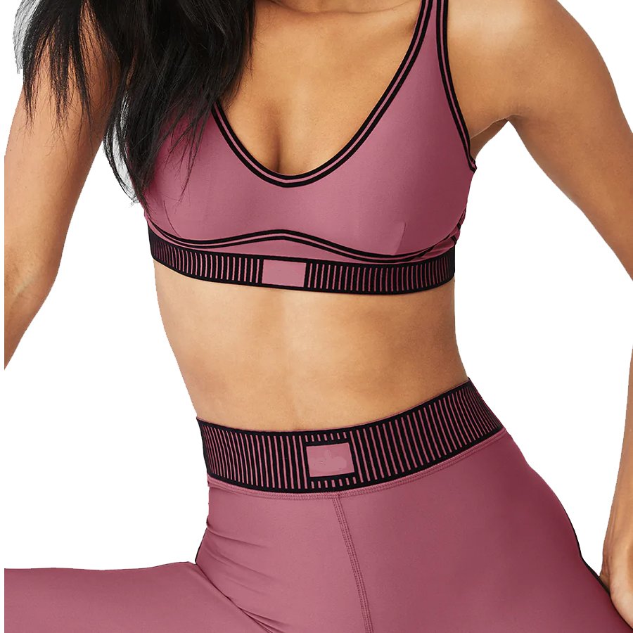 2023 Women Fitness Wear Latest Design Customized Yoga Set Women Padded Sports Bra And Comfortable Legging