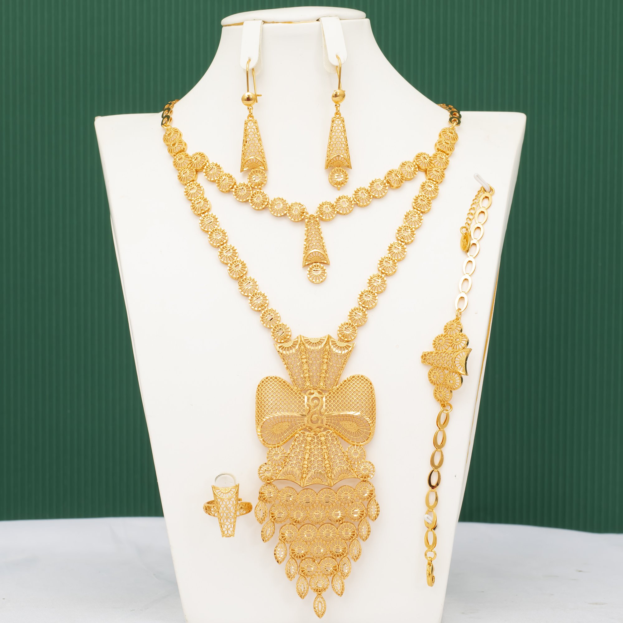 Manufacture Wholesale Price Popular Fashion Luxury Dubai Gold Jewelry Set For Wedding Women's Jewelry