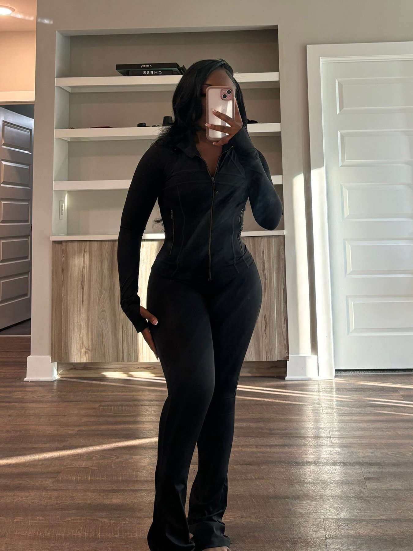 Peeqi HR24057 sexy sportswear two piece pants set long sleeve zippers top flared pants suit slimming workout tracksuit for women