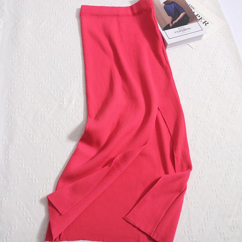 Boutique Wholesale 2024 Autumn New Fashionable Slim Fit Long Sleeved Knitted Sweater High Waist Split Half Skirt Women's Set