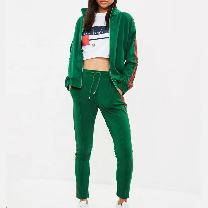 Custom letter embroidered fleece thick loose casual drop shoulder sweater and jogger tracksuit women sweatsuit set