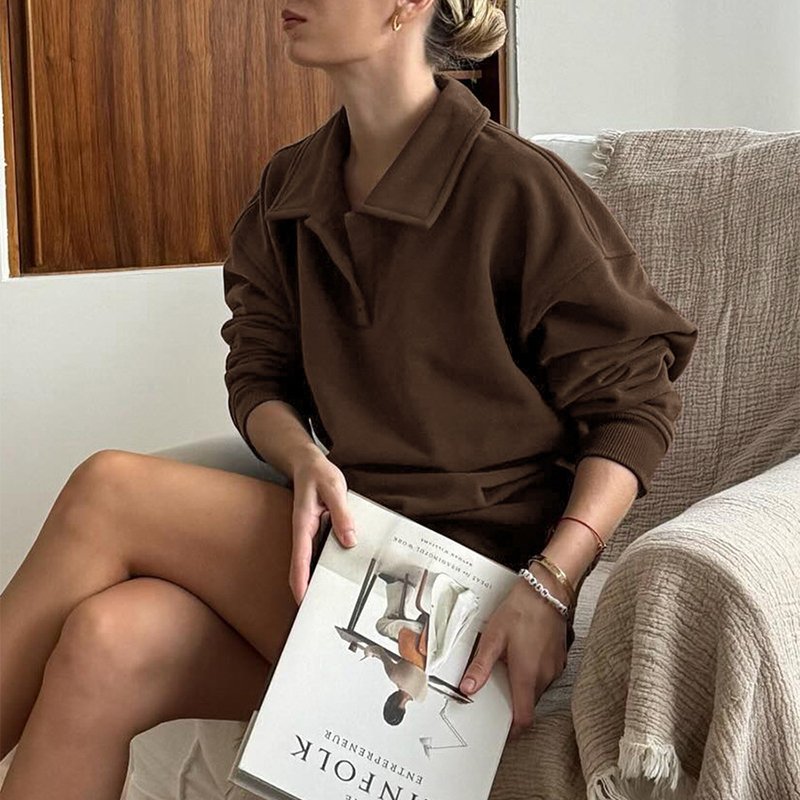 Lapel and fleece-lined long-sleeved loose casual everyday hoodie and shorts are acceptable for bespoke high-quality women's set