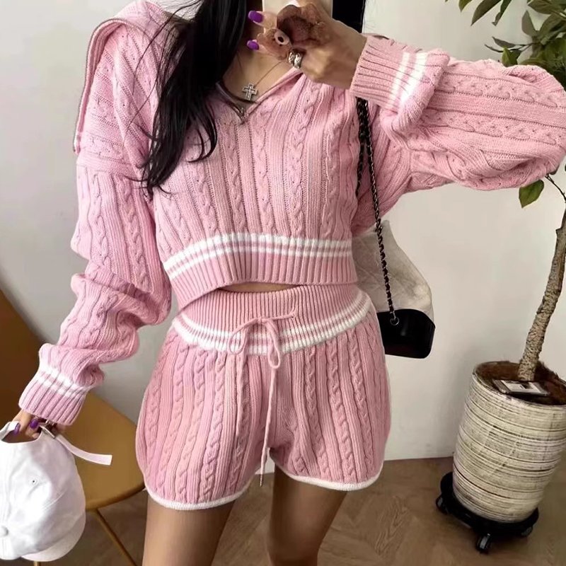 Boutique Wholesale 2024 Autumn Temperament Long Sleeved Knitted Sweater High Waisted Contrasting Shorts Women's Set
