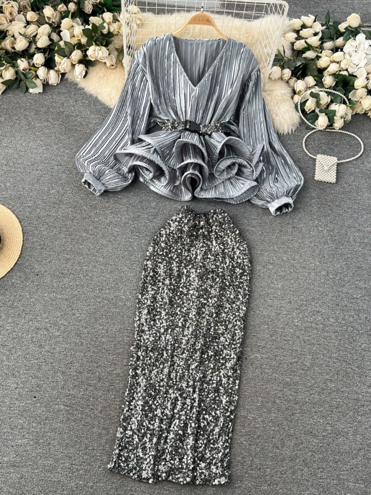 YUDI In Stock Women Skirt Set Women's Fashion Lantern Sleeve V-neck Ruffled Pleated Top High Waist Sequin Skirt Two Pieces Set
