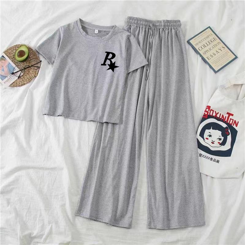 Casual 2-Piece Plus Size Women's Fashion Set Solid Pattern Cotton Blouse with V-Neck Collar and Wide Leg Linen Pants