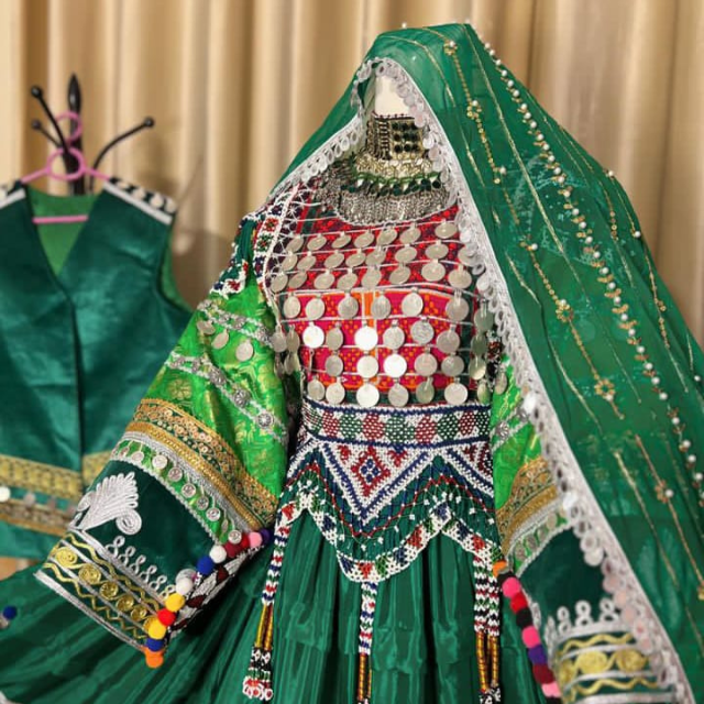 2024 Tribal Ethnic Vintage Afghan Kuchi Unisex Dresses Afghan Kuchi Tribal Wedding Couple Dress Women's Sets & Matching Men Vest
