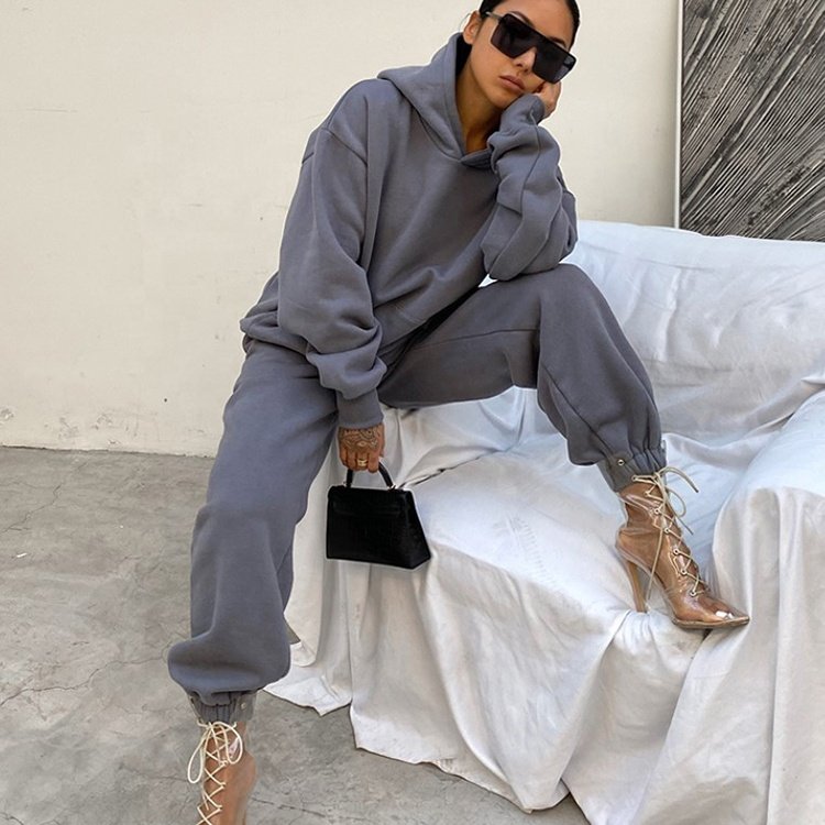 Custom women's sweatpants and hoodie set Street style Thick Joggers Women's hoodies & sweatpants suits