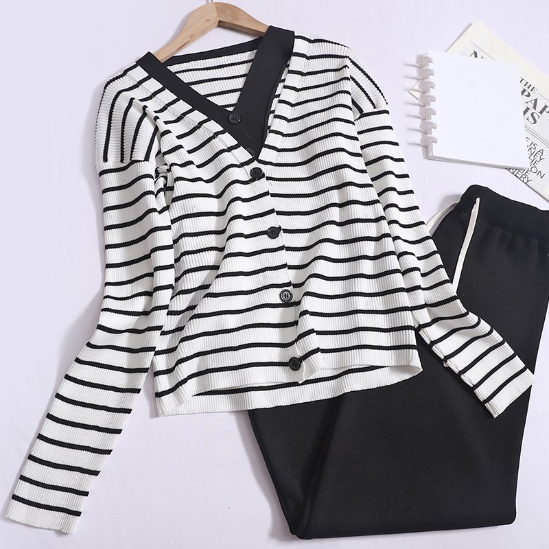 Boutique Wholesale 2024 Autumn Fashion Striped Long Sleeved Knitted Cardigan with Drawstring Wide Leg Pants Women's Set