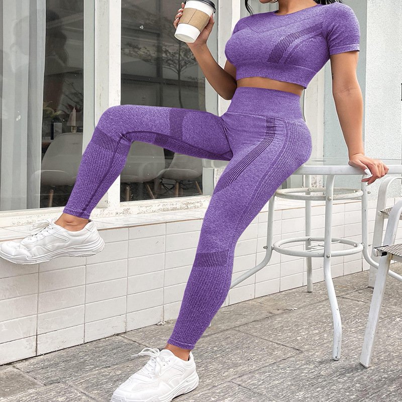 New Fashion Women's Nylon Sportswear Sexy High Waist Yoga Set Seamless Breathable Quick Drying Short Sleeves Custom Gym Fitness