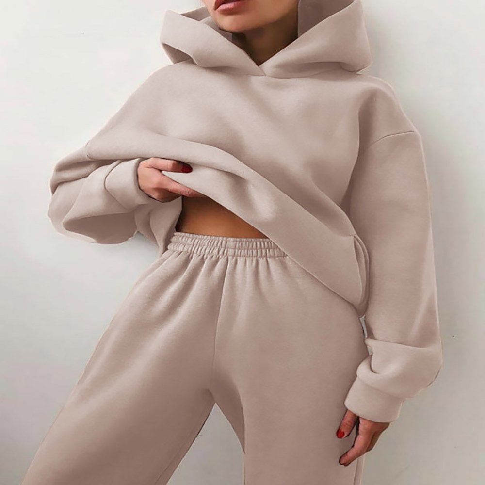 Hot Sell Tracksuits Outfits Fashion Oversize 2 Piece Set Custom 3d Embroidery Logo Plus Size Slim Fit Jogger Plain Women'S Sets