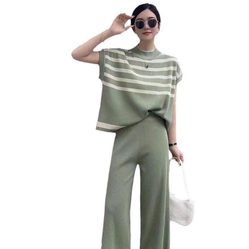 Boutique Wholesale 2024 Summer New Simple Striped Knitted Vest Fashionable Slim Fit Wide Leg Pants Women's Set