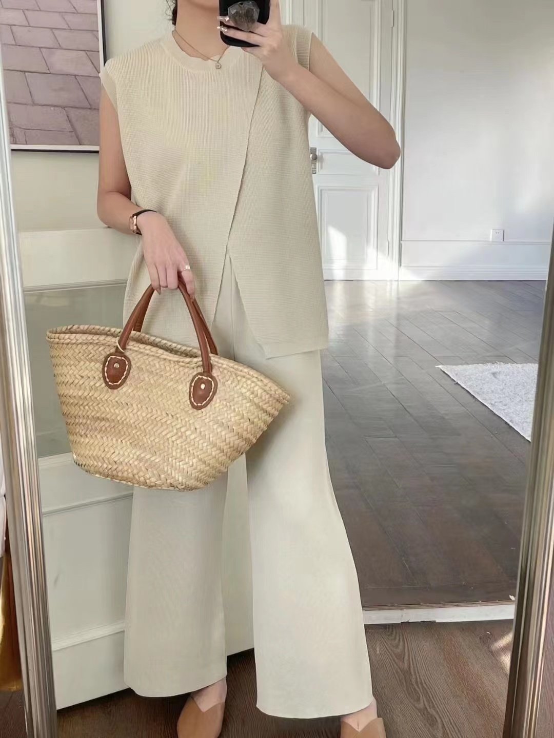 Wholesale 2024 Summer New Sleeveless Stand Collar Slim Fit Striped Knitted Sweater High Waist Wide Leg Pants Women's Set