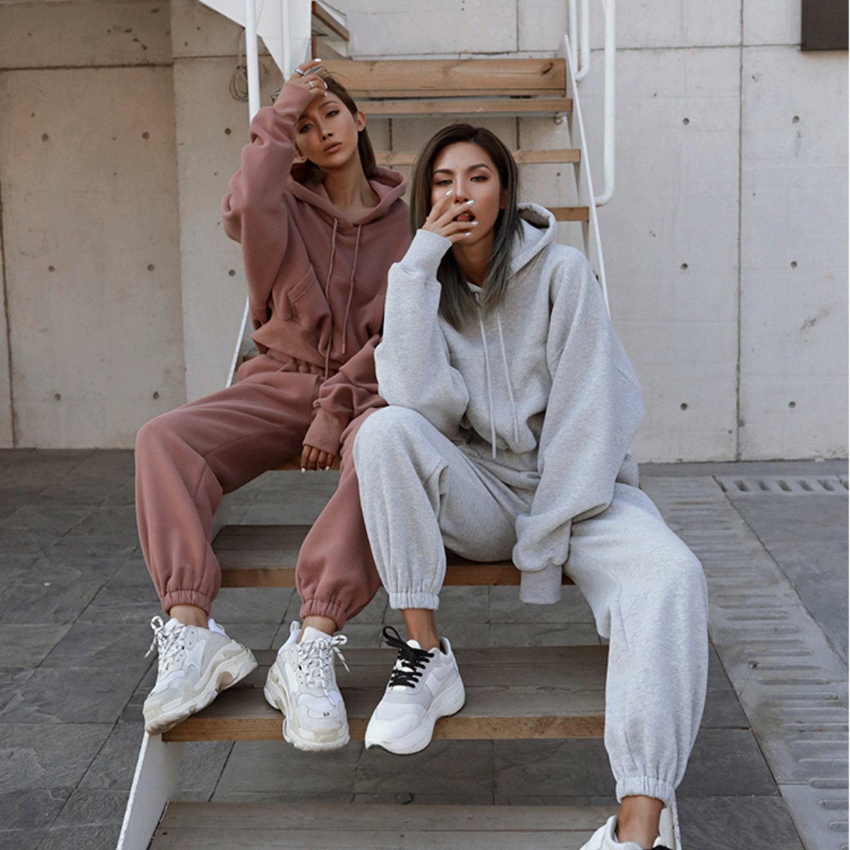 Wholesale sweatpants and long sleeve hoodie set women High quality sweater women hoodie set