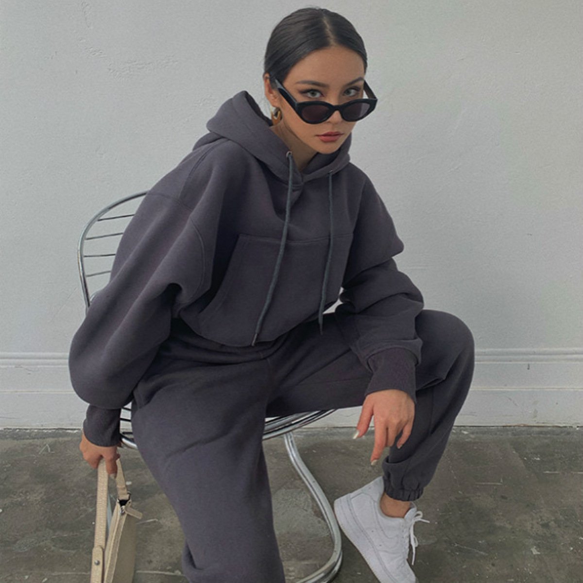 Wholesale sweatpants and long sleeve hoodie set women High quality sweater women hoodie set