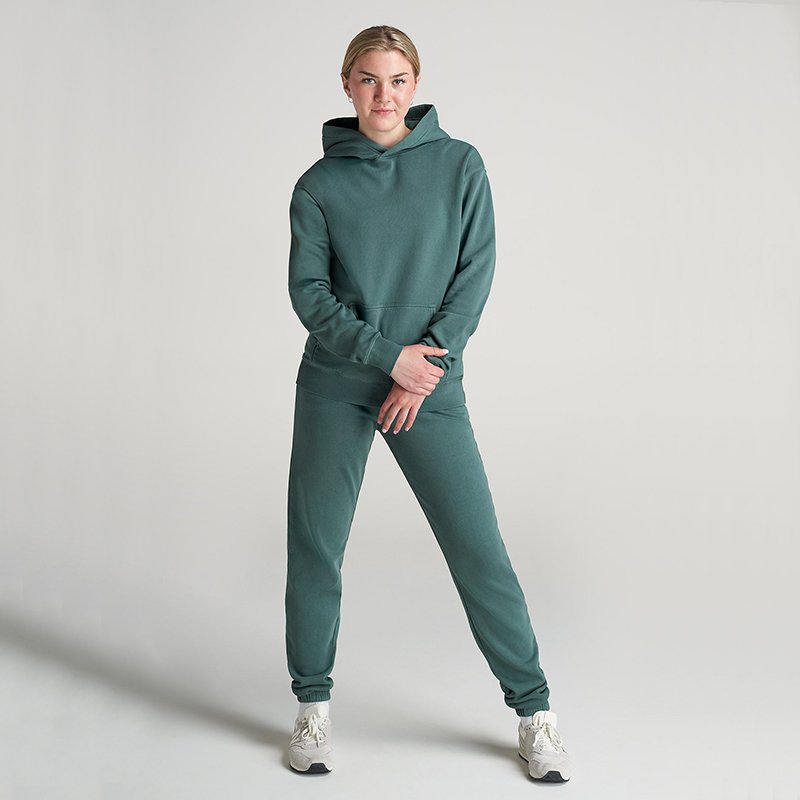 Custom women pullover sweatshirt and sweats pant loungewear set made from cotton and polyester fleece women's tall hoodie set