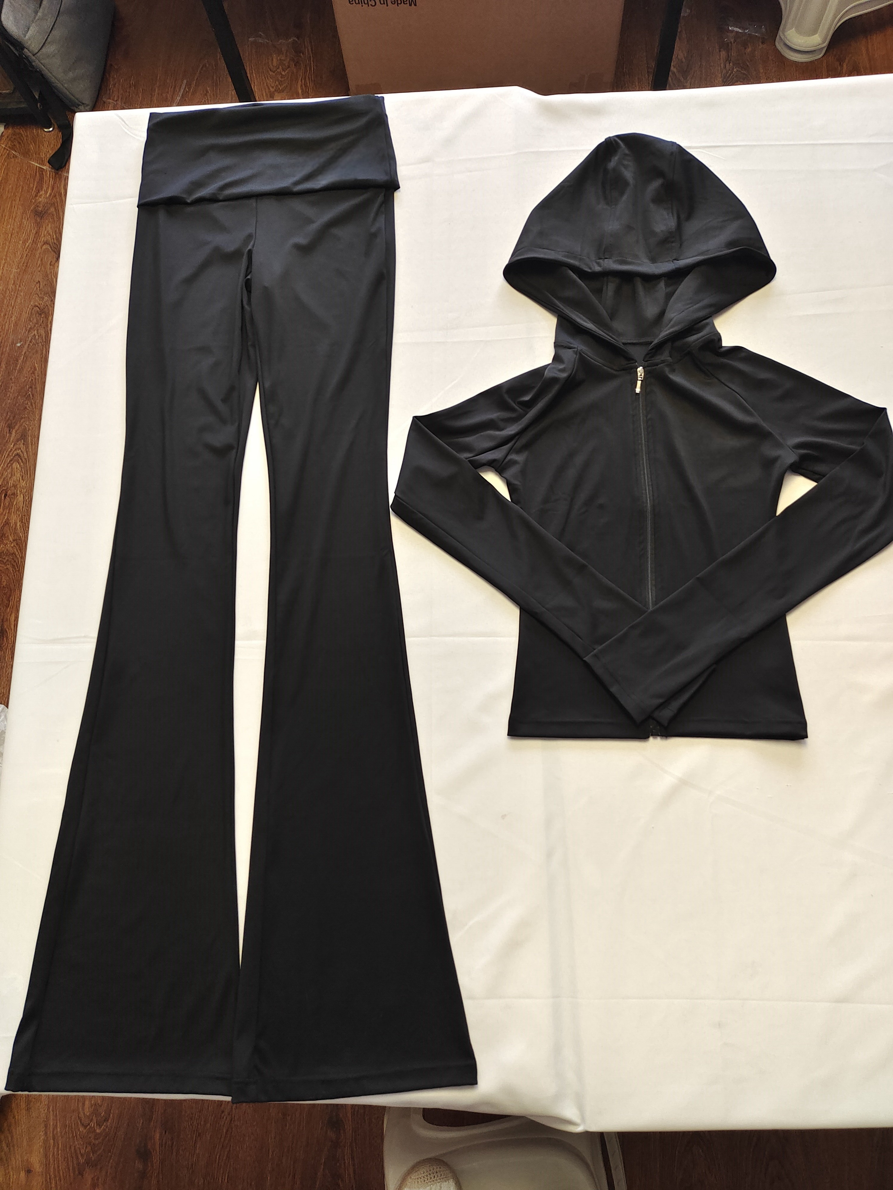 Clothing Manufacturer Women's Zipper Outfits Cotton Jacket and Skinny Flared Pants Casual Jogging Suits and Tracksuit Set