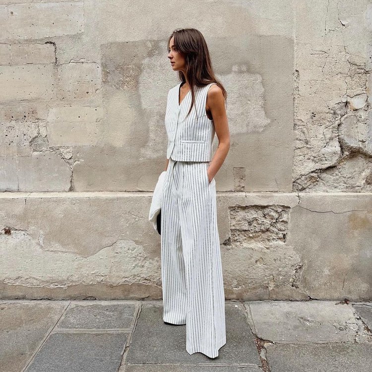 Boutique Wholesale 2024 Summer New Striped Vest Pants Casual Temperament Commuting Women's Set