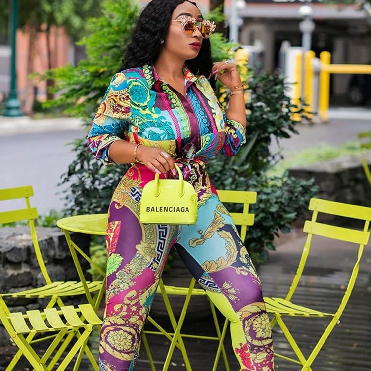 Factory Wholesale Price custom logo women two sets clothing women's set