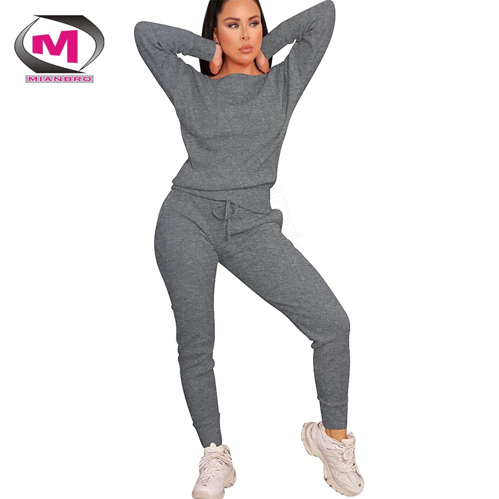Ladies Fleece Sweat Suit Customizable Design Women Jogger Set with Embroidered Pattern O-Neck XL 6XL Sizes Available for Winter