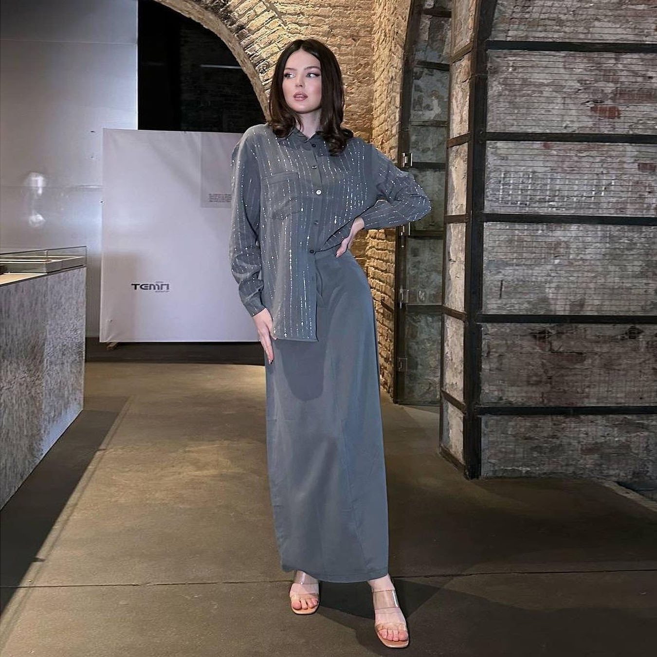 Boutique Wholesale 2024 Autumn European and American New Fashion Long Sleeved Suit Shirt Half Skirt Casual Women's Set