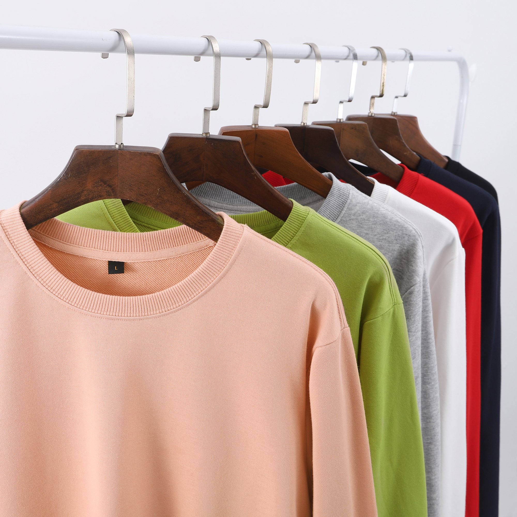 OEM Custom Solid Sweatshirts Multi Colors Crewneck Blank Plain Breathable Outdoor Winter Unisex Sweat Shirts Mens Clothing