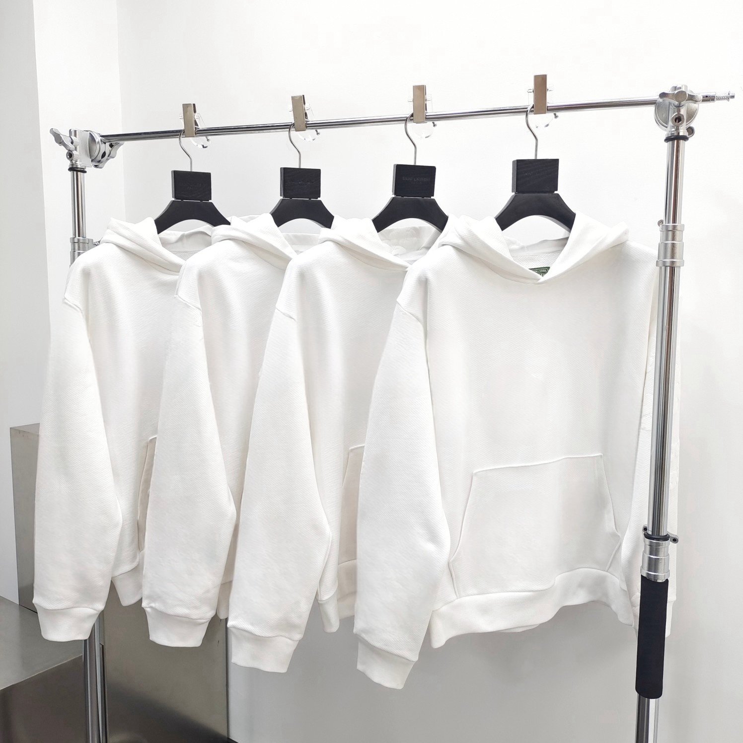 Wholesale Top Quality Puff Printing MONO White Black Line Label 100%Cotton Wreath Custom Streetwear Men's Hoodies&Sweatshirts