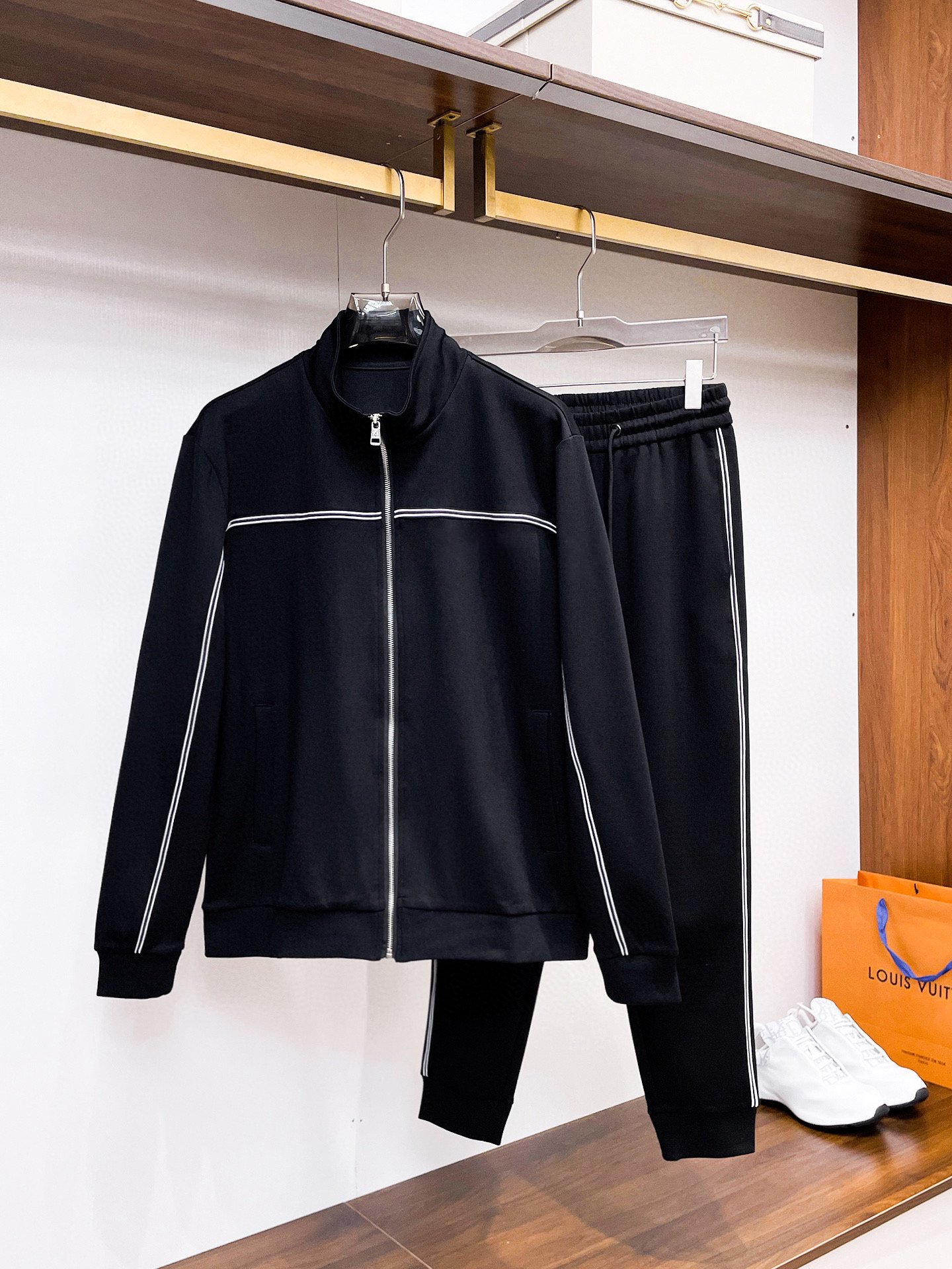 Excellent New Design Sweatpants And Hoodie Set For Men brand Mens Hoodiesandsweatshirt Sets Men'S Hoodie Sets Wholesale