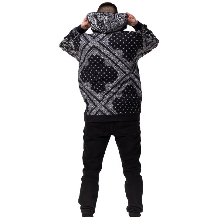 Streetwear Stylish Outdoor Bandana Print Hoodies For Men New Fashion Casual Winter Pullover Oversized Hip Hop Paisley Hoodies